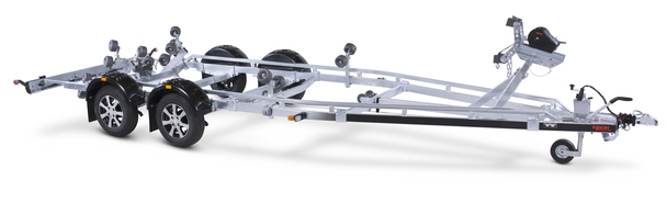 Braked boat trailers